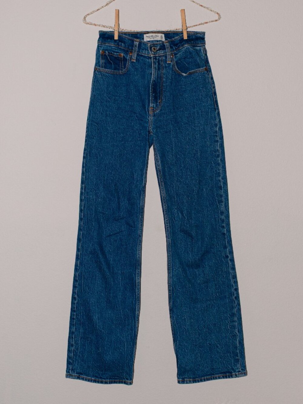 Abercrombie & Fitch High Rise '90s Relaxed Jeans